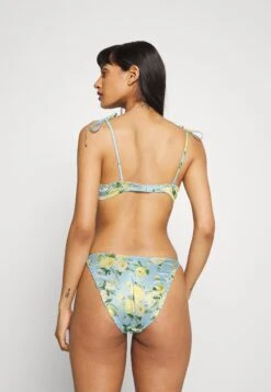 Monki Briefs - Blue Light/Yellow 10 Monki Briefs - Blue Light/Yellow -Monki Store 0d3a190c5cf44812a21ba89fa14dc342