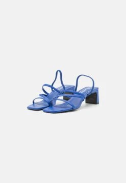 Monki Sandals - Blue -Monki Store 0fdec9098e1043449b519fa3a72c51d8