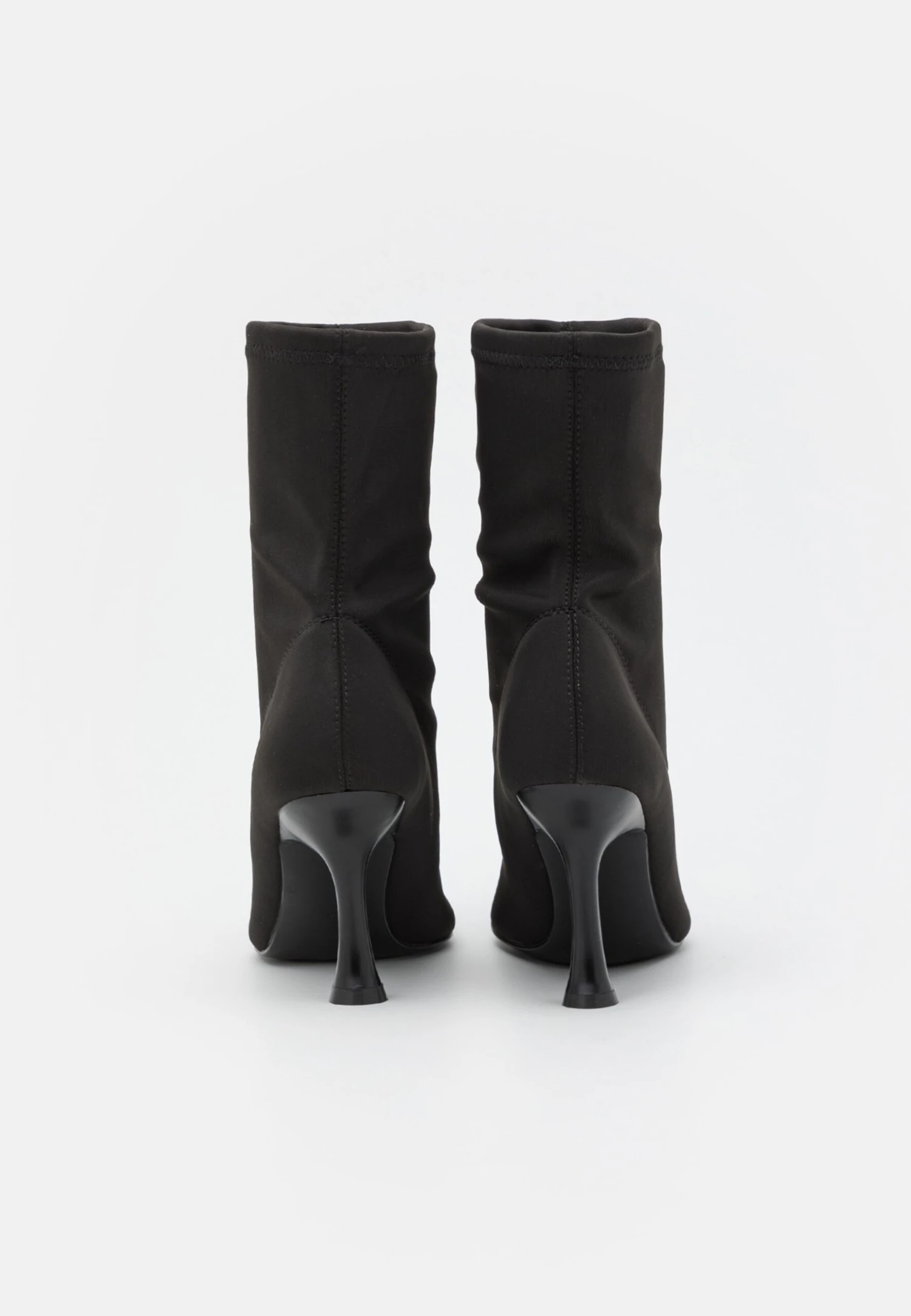 Monki Classic Ankle Boots - Black 6 Monki Classic Ankle Boots - Black - Image 4