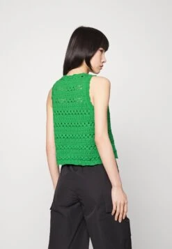 Monki Top - Green -Monki Store 14595892f93b41d38819f9bc793e2aa8
