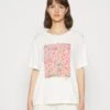 Monki Print T-Shirt - Print T-Shirt 2 Monki Print T-Shirt - Print T-Shirt -Monki Store 1775ae50699145acb84cddac7eac7ed1