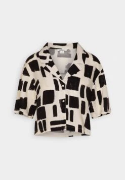 Monki Button-Down Blouse - White -Monki Store 194b7a70650e495997a9e0fa1ed573a4