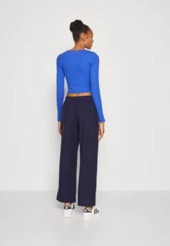 Monki Trousers - Navy 10 Monki Trousers - Navy -Monki Store 24eced0dc7ca4a6ea11b8849d6fafdf1