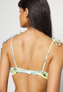 Monki Triangle Bra - Blue Light -Monki Store 25aa4714475c45a8bf41f028a6c698c5