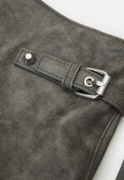 Monki Toto Bag - Handbag - Black Dark 12 Monki Toto Bag - Handbag - Black Dark -Monki Store 2605ea834bfc473f851ef8d4a1679d3e