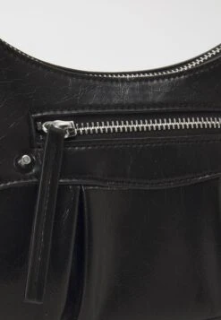 Monki Across Body Bag - Black -Monki Store 28c8aee8b8b242cb98c42933fa7e62e7