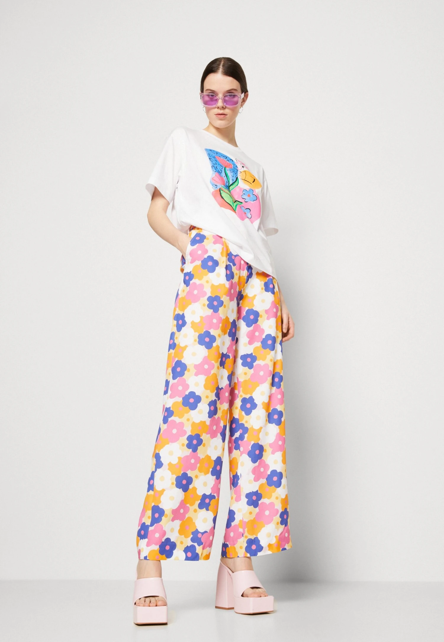Monki Trousers - Multi-Coloured 6 Monki Trousers - Multi-Coloured - Image 4