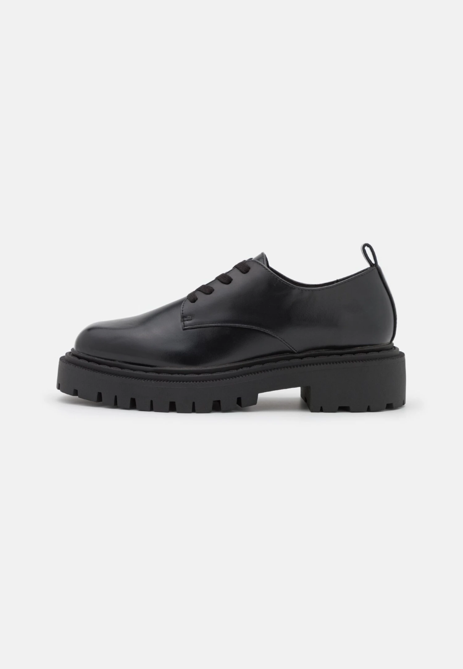 Monki Vegan Danny Shoe - Lace-Ups - Black 4 Monki Vegan Danny Shoe - Lace-Ups - Black - Image 2