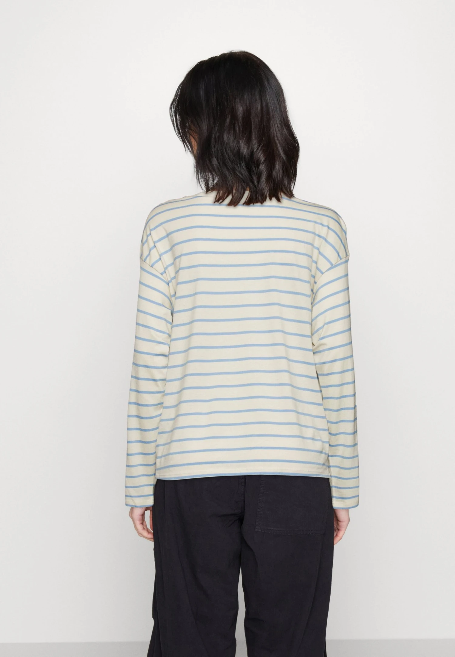 Monki Long Sleeved Top - Light Blue/Lilac 5 Monki Long Sleeved Top - Light Blue/Lilac - Image 3