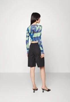 Monki Long Sleeved Top - Light Green/Blue -Monki Store 3a7ba89d667d495ab93f73eace0e8287