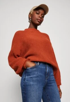 Monki Jumper - Dark Red 11 Monki Jumper - Dark Red -Monki Store 3c2c5c813ca840b298c399921f1472ce