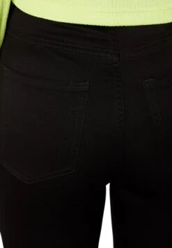 Monki Jeans Skinny Fit - Black Dark -Monki Store 456feab0bde2469991b9642d7ed73525