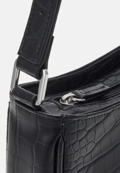 Monki Handbag - Black Croco -Monki Store 46fb3a99d7b04720979dac8f699fb3c6
