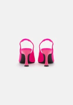 Monki Classic Heels - Dark Pink -Monki Store 4df9349d3e9b424080b9d01e310d112e