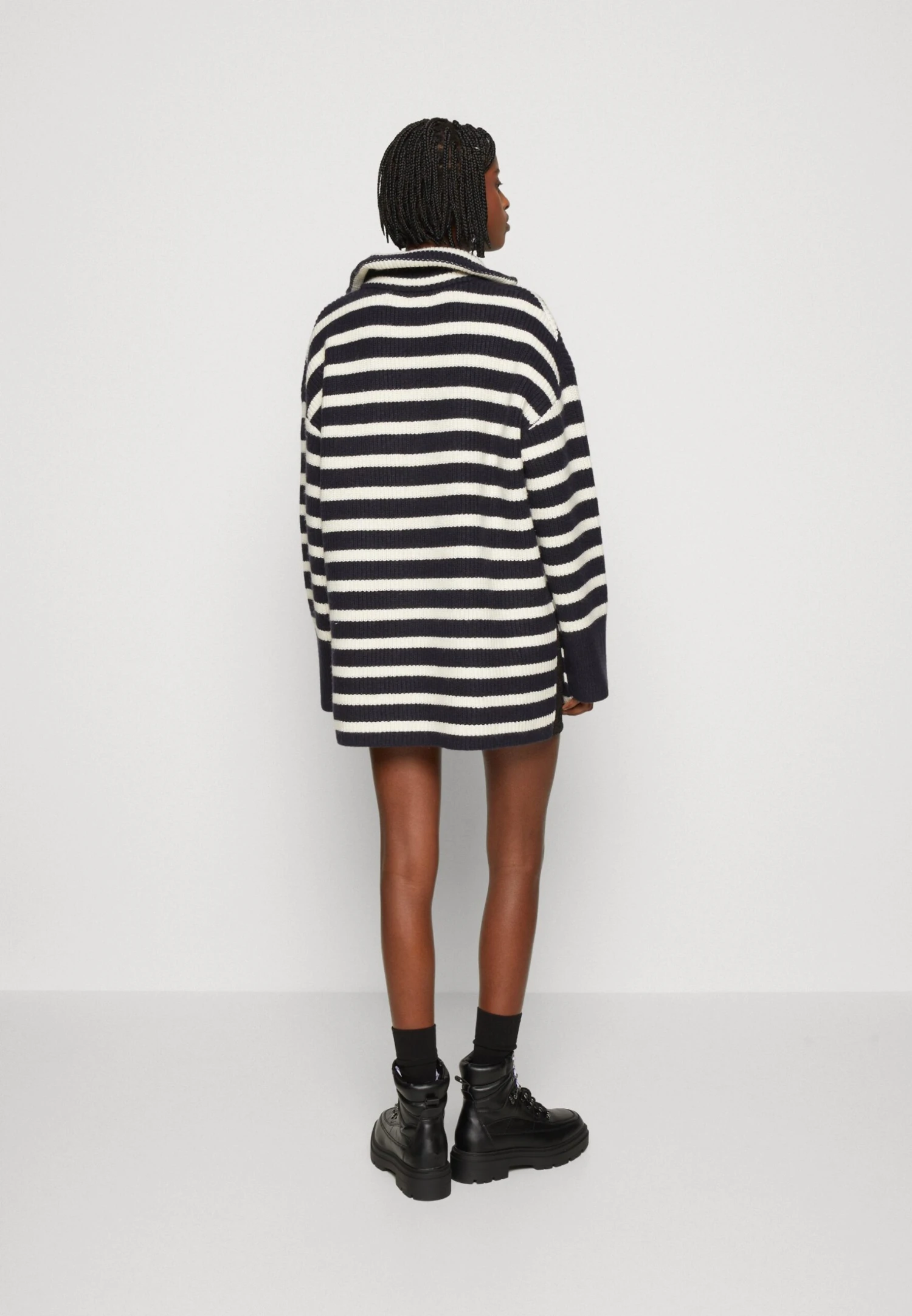 Monki Jumper - Navy 5 Monki Jumper - Navy - Image 3