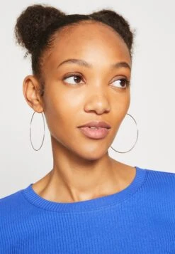 Monki Long Sleeved Top - Blue -Monki Store 523e9c01b2b640b790f85b81ce354ec1