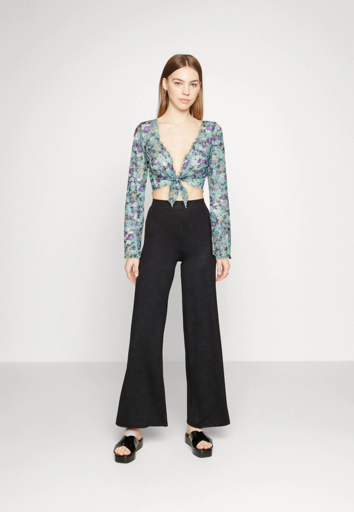 Monki Blouse - Blouse 4 Monki Blouse - Blouse - Image 2
