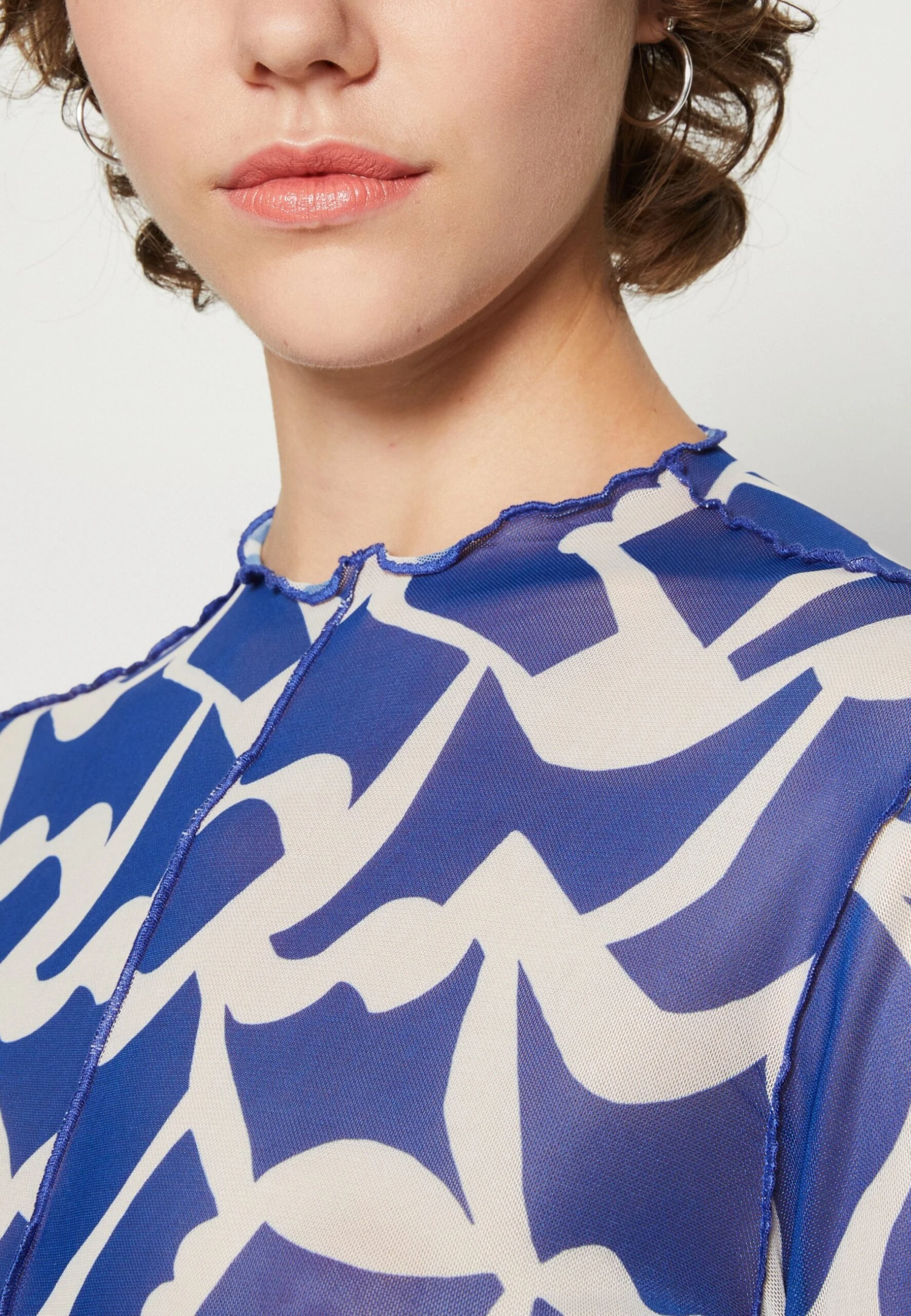 Monki Long Sleeved Top - Blue/White 8 Monki Long Sleeved Top - Blue/White - Image 6