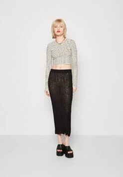 Monki Store -Monki Store 625f9b76c6e34a05b8b18b6c57d2dc78