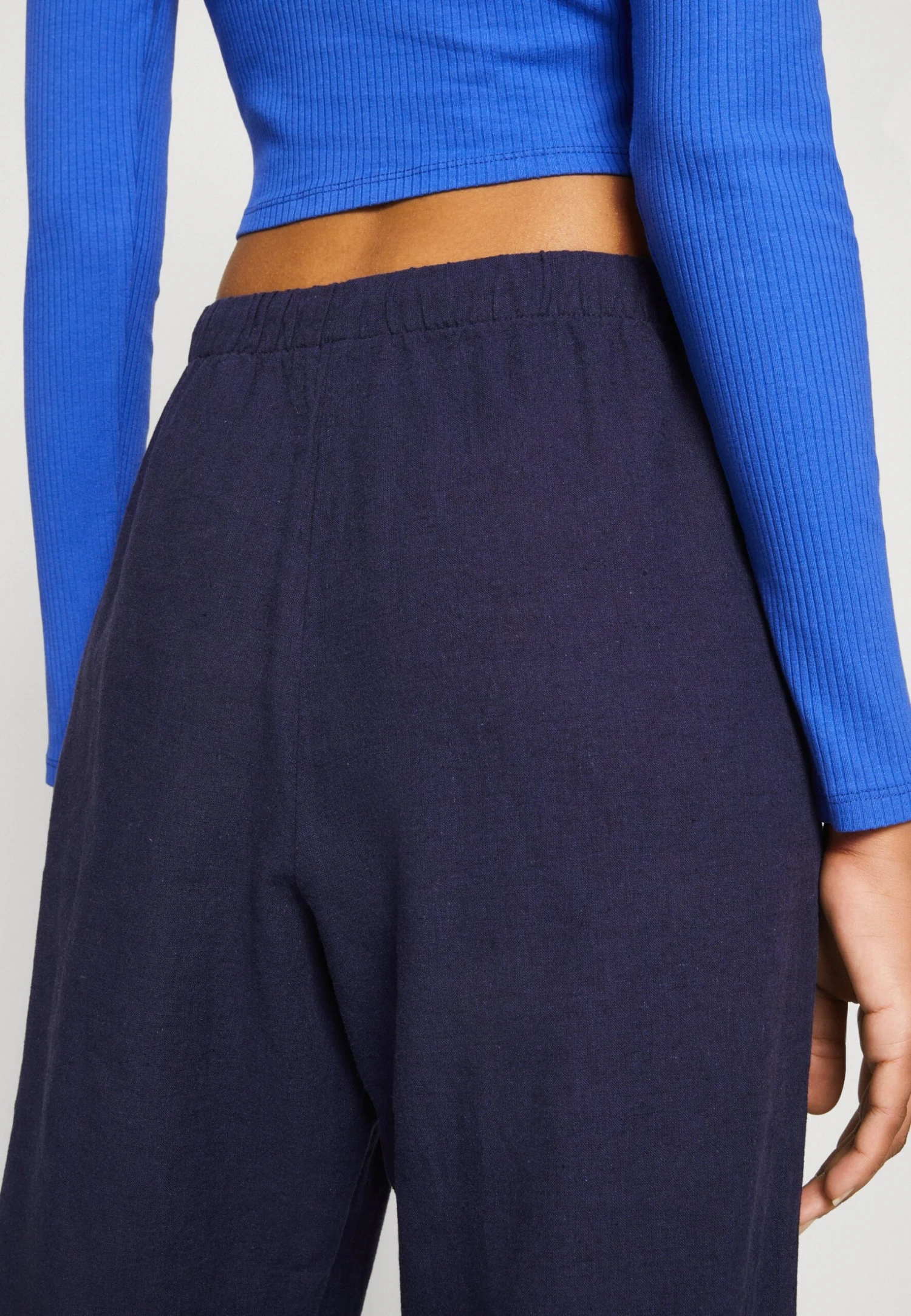 Monki Trousers - Navy 6 Monki Trousers - Navy - Image 4