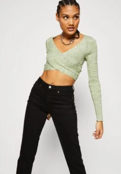 Monki Slim Fit Jeans - Slim Fit Jeans -Monki Store 76715d5cb62342c48b15fefa0b59a885