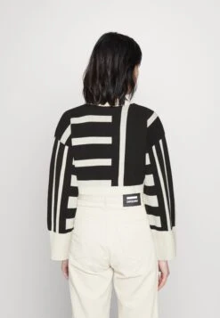 Monki Jumper - Black/White -Monki Store 78eb87460a50419e9a44c83ab700f4cb