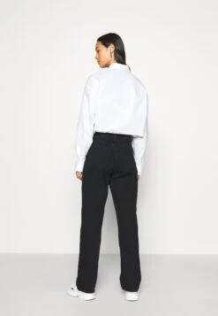 Monki Straight Leg Jeans - Straight Leg Jeans -Monki Store 7ab8d9546cd94d4db1f90ac8dadde144
