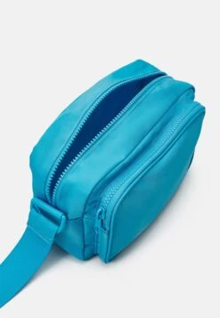 Monki Across Body Bag - Turquoise Bright -Monki Store 7db0bfbda02a4f00badb9bffa2d64116