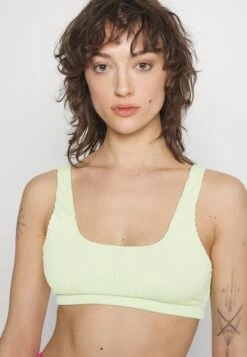 Monki Bikini Top - Green Light -Monki Store 7f71720b33344e4dad9981359e915f48