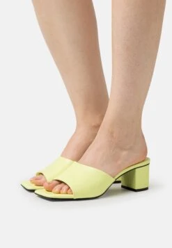 Monki Heeled Mules - Green