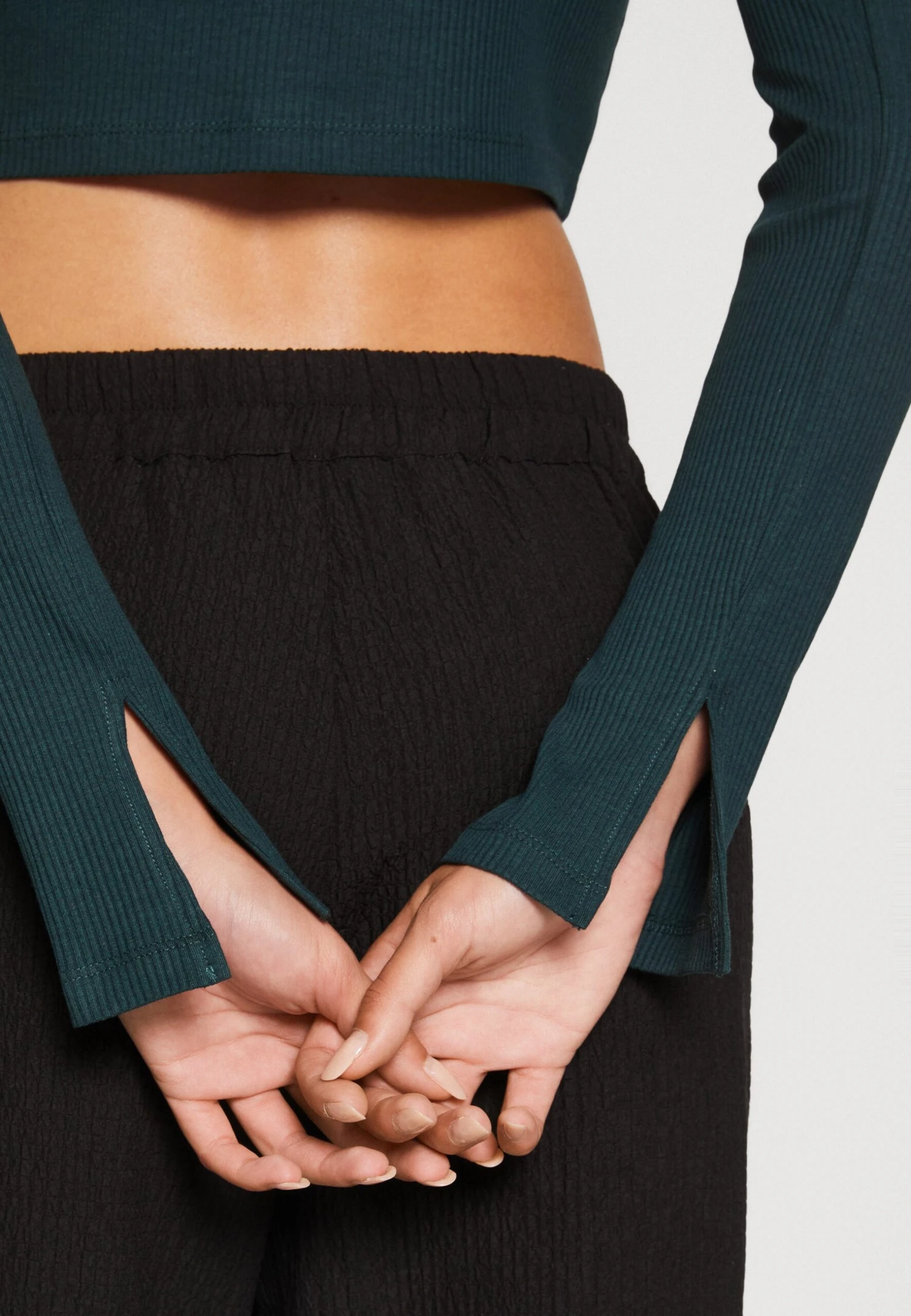 Monki Long Sleeved Top - Long Sleeved Top 8 Monki Long Sleeved Top - Long Sleeved Top - Image 6