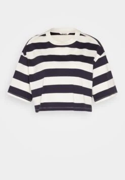 Monki Print T-Shirt - Print T-Shirt 12 Monki Print T-Shirt - Print T-Shirt -Monki Store 9a4e8ce34bf542b09b80c870cb2b39b8