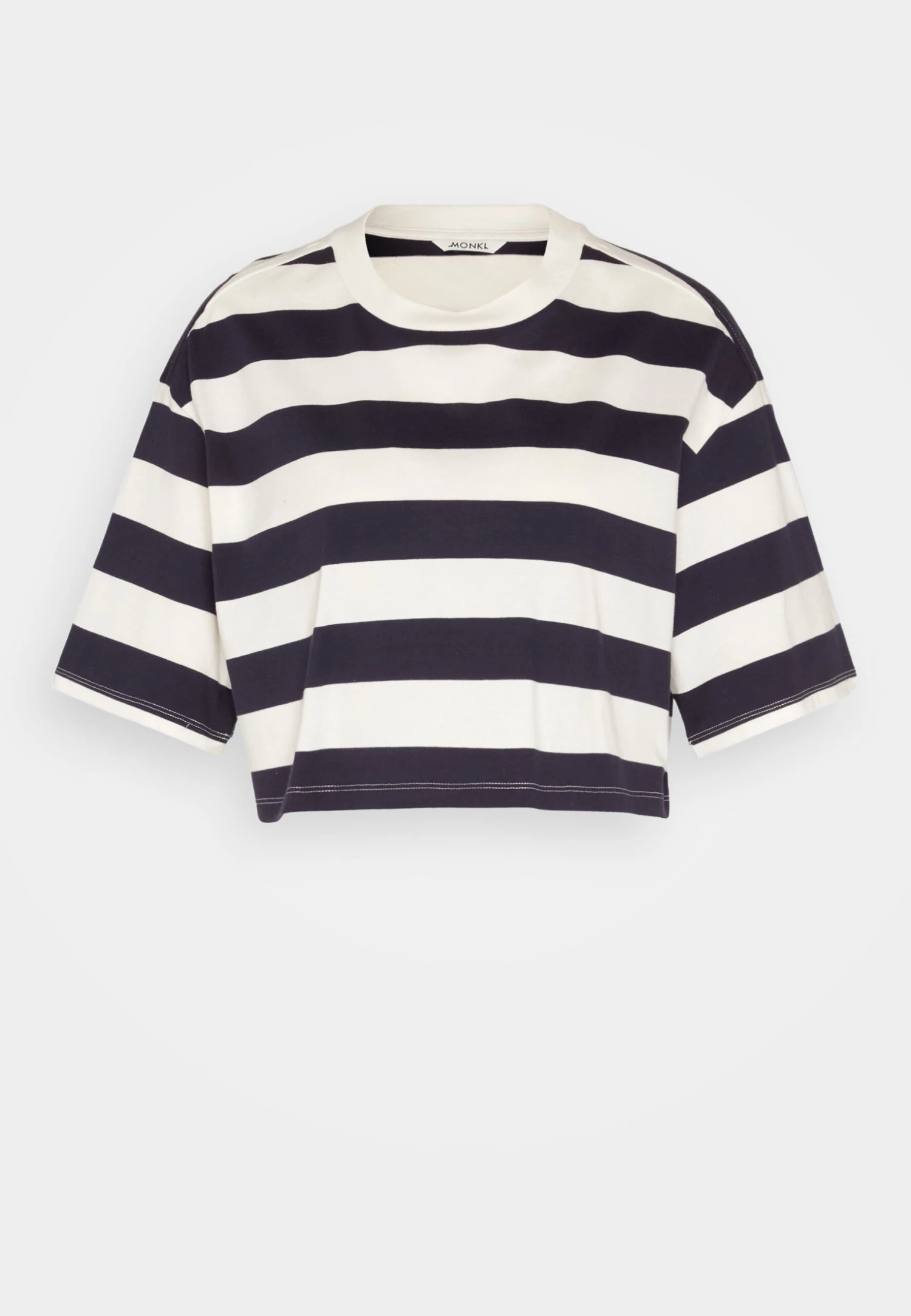 Monki Print T-Shirt - Print T-Shirt 7 Monki Print T-Shirt - Print T-Shirt - Image 5