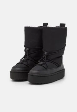 Monki Irene- Winter Boots - Black 10 Monki Irene- Winter Boots - Black -Monki Store 9f4694e400874c4db3fb9325fb7d7c64