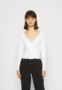 Monki Long Sleeved Top - White