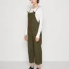 Monki Dungarees - Green 2 Monki Dungarees - Green -Monki Store a644c4e3a0fd4d13a27af68bca5247fd