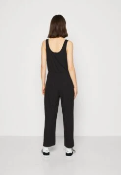 Monki Jumpsuit - Black Dark 10 Monki Jumpsuit - Black Dark -Monki Store b2c44317ea524fbe8e0d6f20e0160f7f