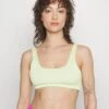 Monki Bikini Top - Green Light 2 Monki Bikini Top - Green Light -Monki Store b40bc0f8fb4d4cadb3207cc5b99d0b3e