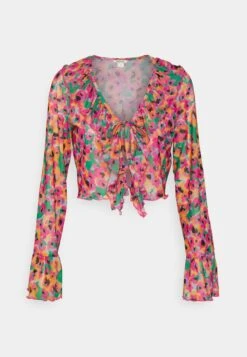 Monki Blouse - Pink Bright 30Rf/Devotion 14 Monki Blouse - Pink Bright 30Rf/Devotion -Monki Store bc48455af65c451b891e71aea544664c