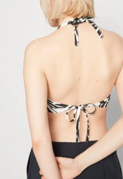 Monki Top - Offwhite -Monki Store c052c7c65f95434995199ad4a499b55d