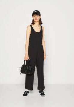 Monki Jumpsuit - Black Dark 9 Monki Jumpsuit - Black Dark -Monki Store c147f4c0e3784c9990a1808c45fac3a5