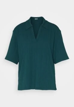 Monki Polo Shirt - Green Dark -Monki Store cafde15ab41e43b3829e6ccf8587efac