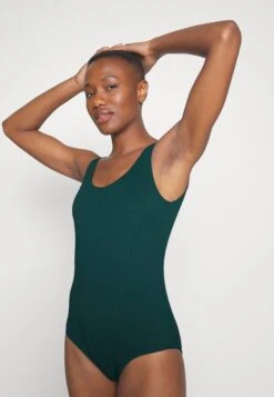 Monki Swimsuit - Green Dark -Monki Store d0f25159b7eb4083a8b8fb7bcc73f066