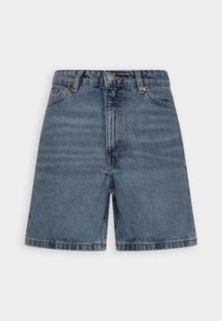 Monki Denim Shorts - Denim Shorts -Monki Store d33d7c63a2ad4a2d8f69dfa886fc412a