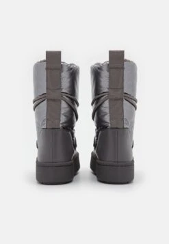 Monki Irene - Winter Boots -Monki Store d717daac04fe40849e04e66de65c7aa1
