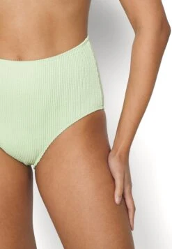 Monki Bikini Bottoms - Green Light -Monki Store ea39df90d69b4fb99bdc857677b91790
