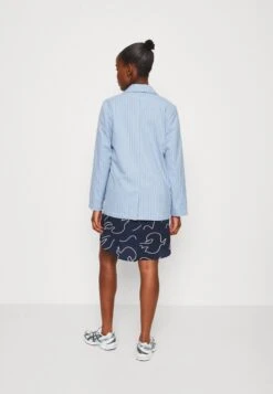 Monki Blazer - Blazer -Monki Store ea59c3bd5a264ebf9a42ff95f1361b47