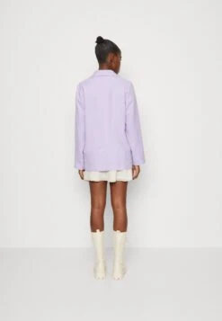 Monki Blazer - Lilac -Monki Store ec376e2a33d54cce8dfea32997efaa88
