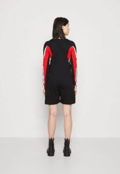 Monki Dungarees - Black 10 Monki Dungarees - Black -Monki Store ec6e2f3f568b4987962183fd4e4d0400