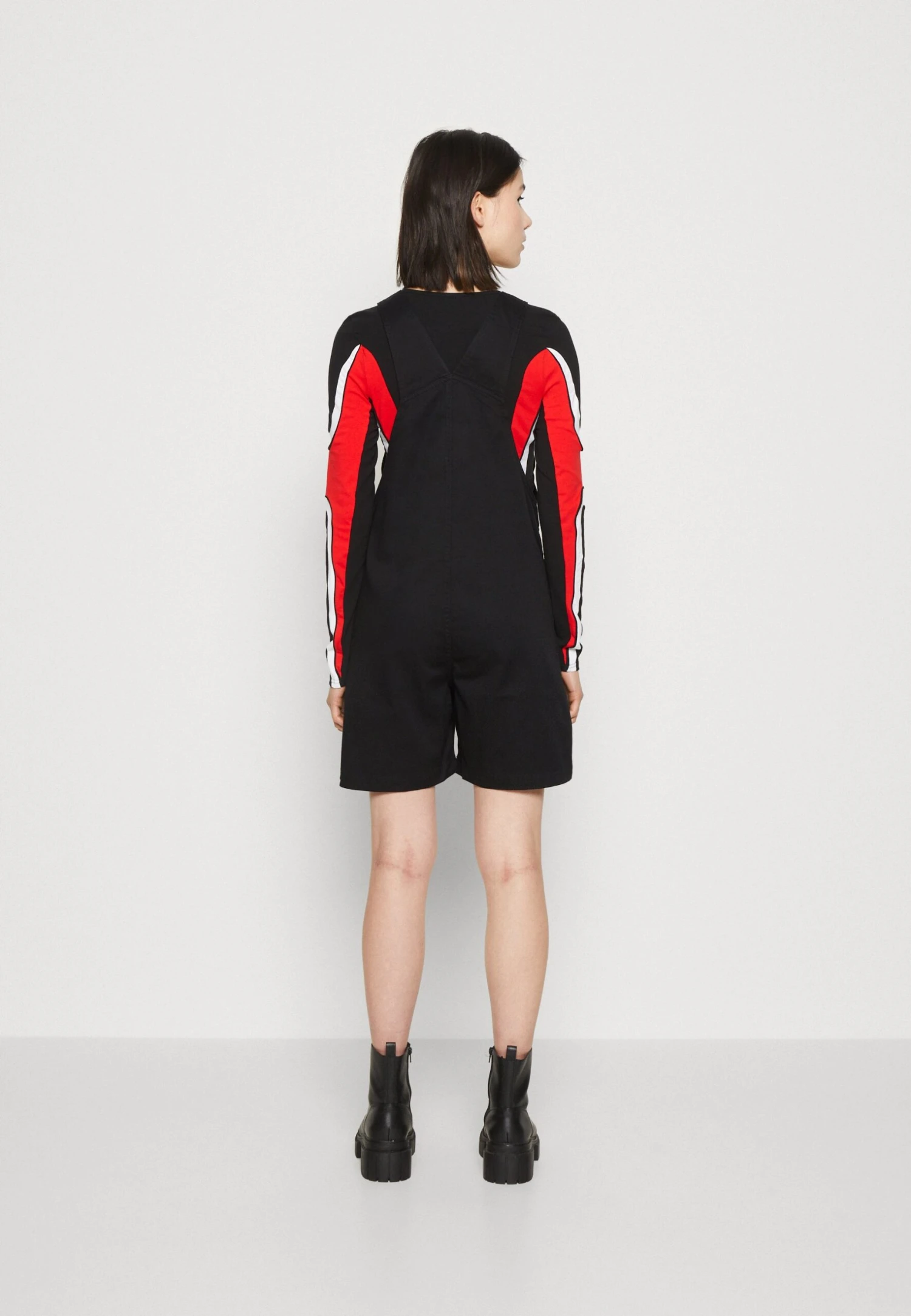 Monki Dungarees - Black 5 Monki Dungarees - Black - Image 3